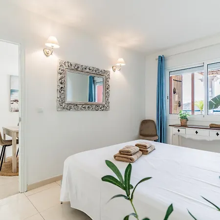 Апартаменты Sunset Hideaway-roque Del Conde *