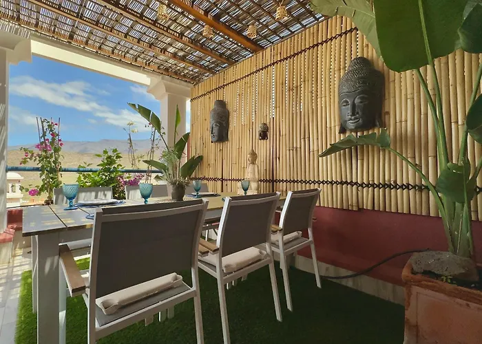 Sunset Hideaway-roque Del Conde *